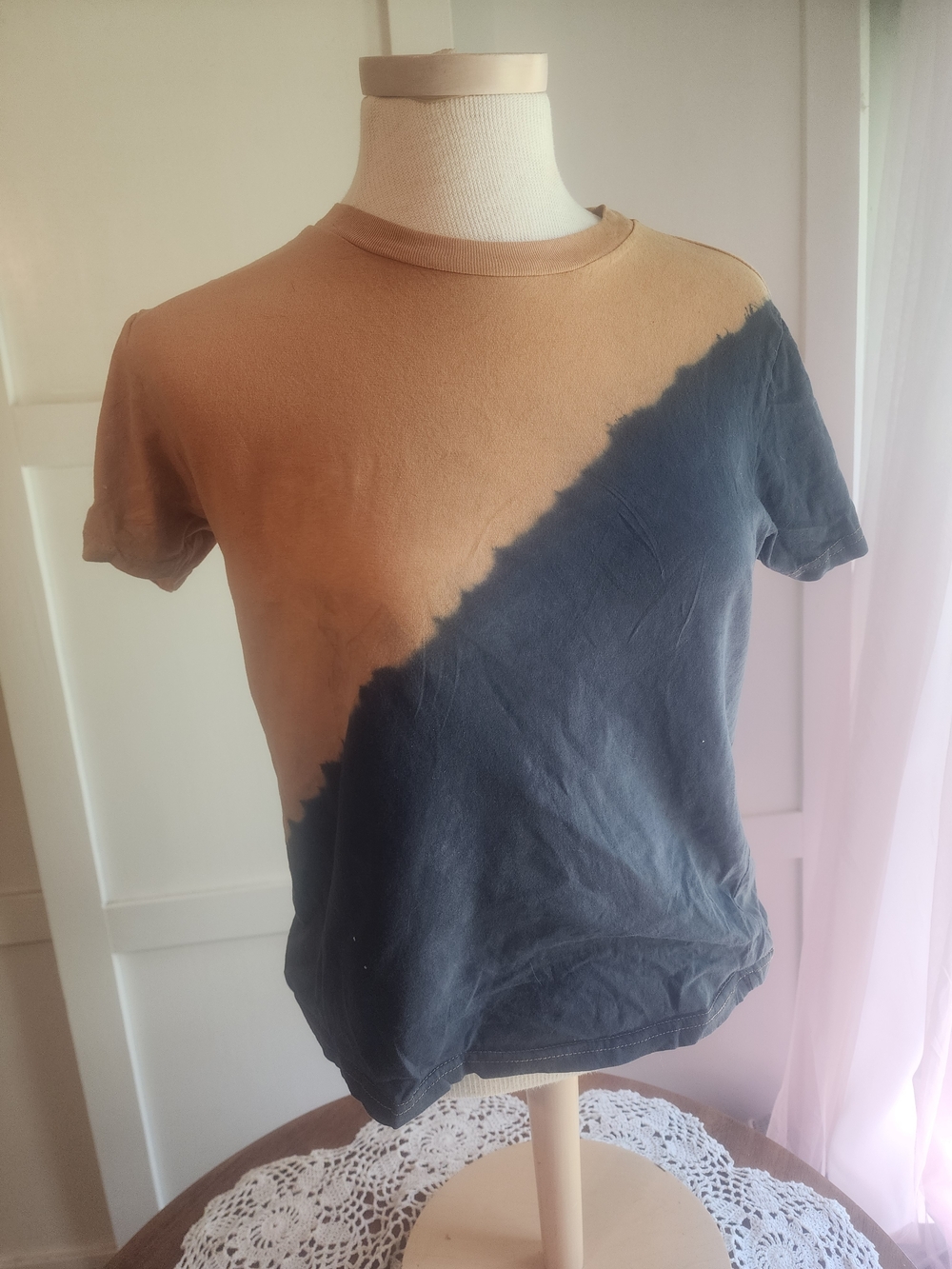 On Fire Diagonal Colorblock Tee in Tan and Navy